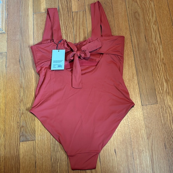 NWT Knix Balcony Cup one piece swimsuit in Lava (orange/red) - Picture 2 of 15